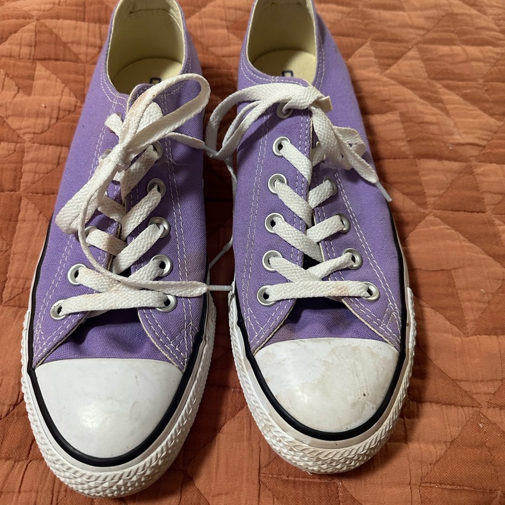 Purple Low-top Converse. Women’s size 9, men’s size 7.5